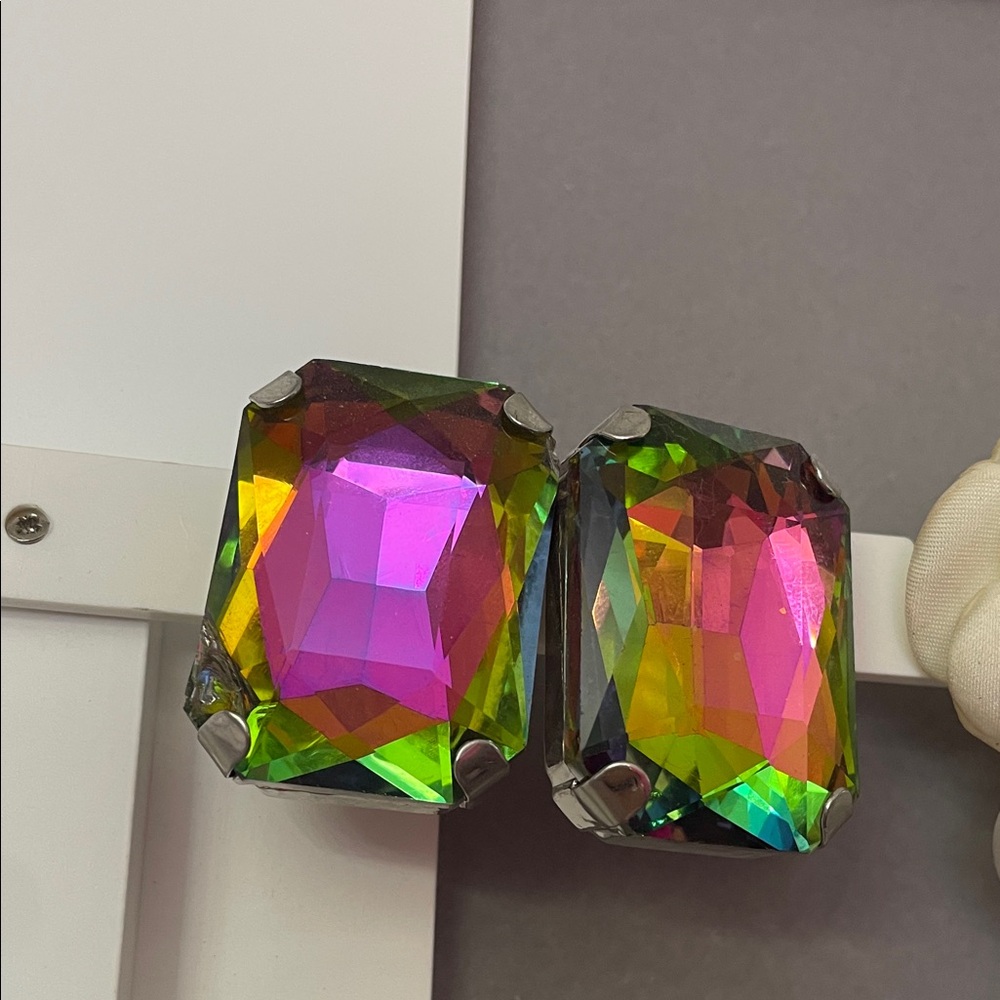 Source Unknown Multicolor Iridescent Rectangle Clip Earrings